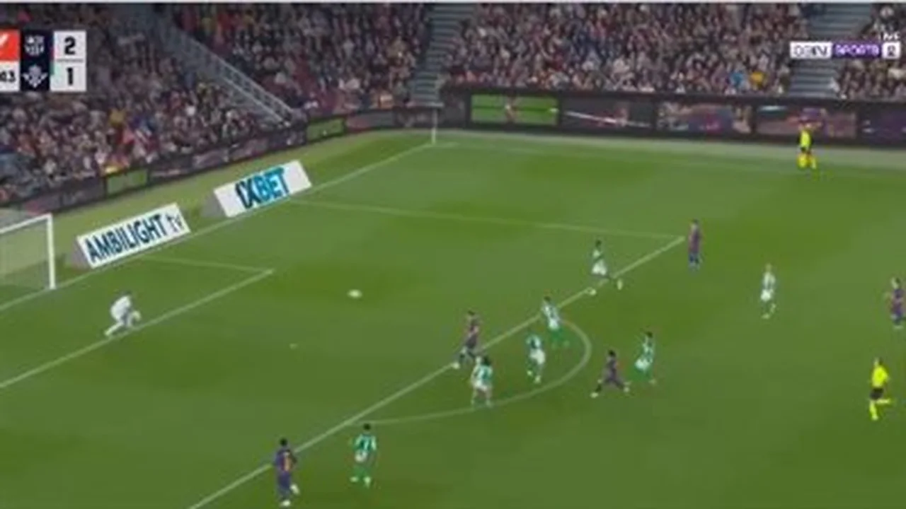 برشلونة.. جواو كانسيلو يسجل الهدف الثالث لـ برشلونة في مرمى ريال بيتيس بالدوري الإسباني